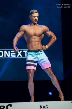 MEN'S PHYSIQUE ЮНИОРЫ